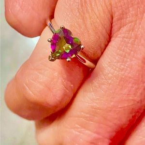 Authentic Mystic topaz ring, 925 sterling silver close to 2 carets
